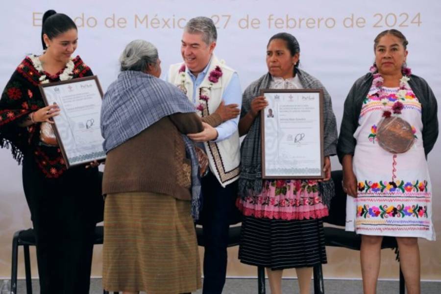 Refrenda Delfina Gómez su compromiso de impulsar a los pueblos originarios