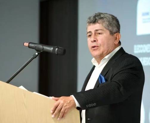 Alcaldes piden al presidente Petro aumento salarial