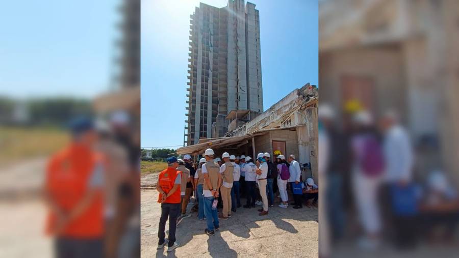Cartagena, Patrimonio de la Humanidad, recupera espacio p&uacute;blico con desmonte manual y progresivo de la torre Aquarela