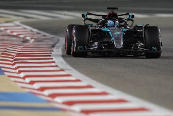 Mercedes abre la temporada de F1 dominando los primeros libres en Bar&eacute;in