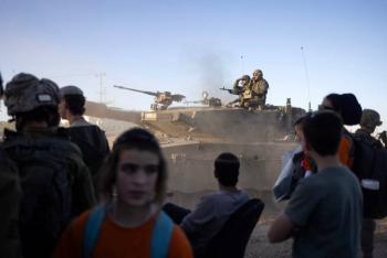 Colombia suspende compra de armamento israel&iacute; tras muertes durante reparto de ayuda en Gaza