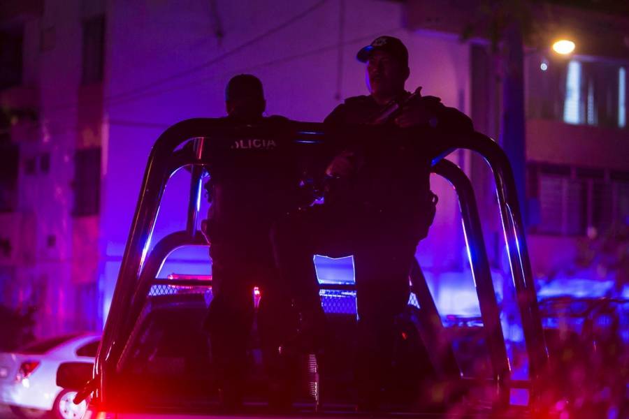 Policía de Texcoco rescata a 119 personas migrantes y detiene a presuntos polleros