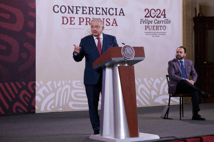 AMLO buscar&aacute; adquirir totalidad de Aeropuerto de Toluca, para que sea p&uacute;blico al 100%