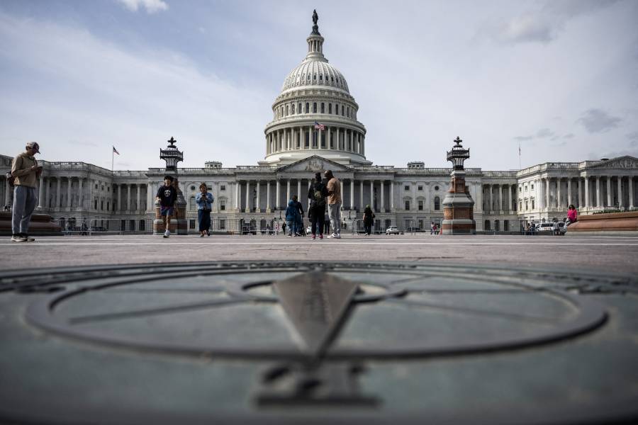 Senado de EEUU da luz verde a medidas para evitar parálisis parcial del gobierno