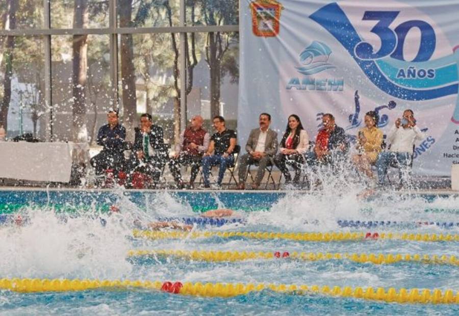 Copa Edomex de Natación celebra el bicentenario de la entidad