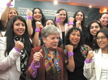 La igualdad de las mujeres es imprescindible para construir sociedades sanas y prósperas: Alicia Bárcena