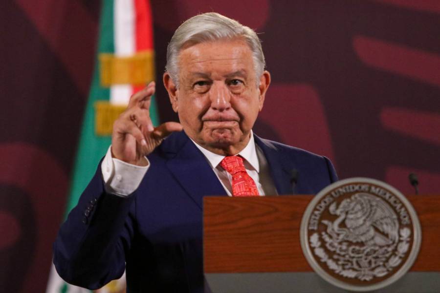 “Ya la libramos”, AMLO se burla de error de Xóchitl de que cerrará la inexistente refinería de Tampico