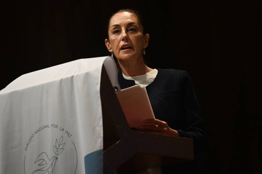 Sheinbaum firma acuerdo de paz con la Iglesia Católica, pero con condiciones