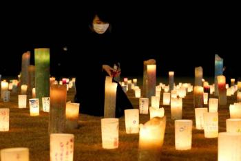 Jap&oacute;n conmemora el aniversario del terremoto y tsunami de Fukushima