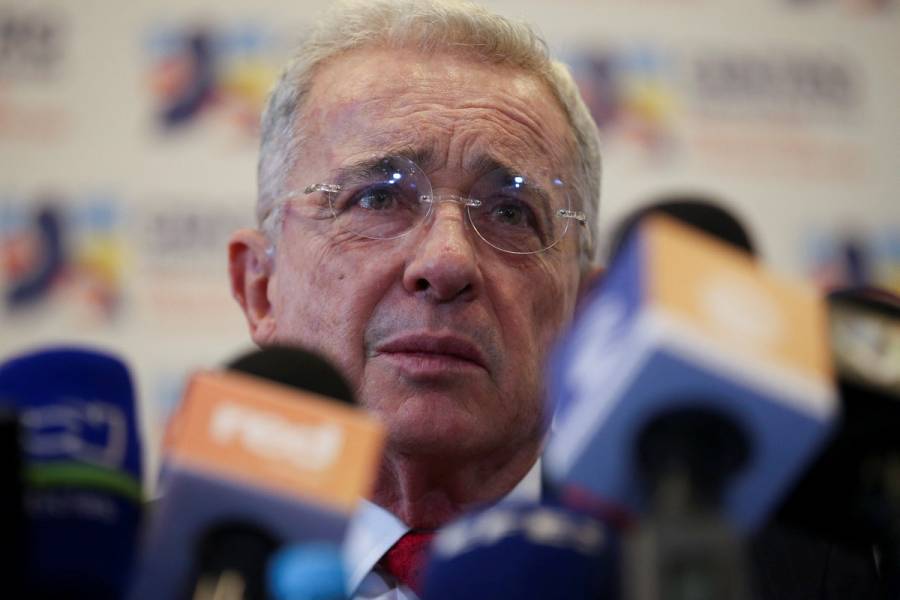 Uribe dice que lo amenaz&oacute; asesor de Mancuso: “No le vamos a hacer da&ntilde;o, pero qu&eacute;dese quieto“