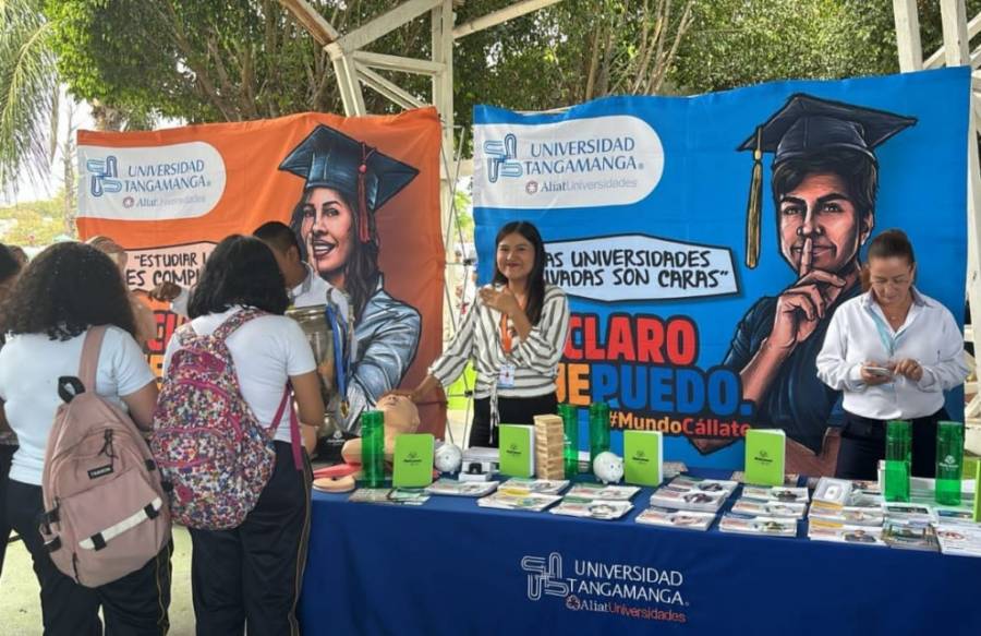 Un éxito, la feria de universidades en Rioverde