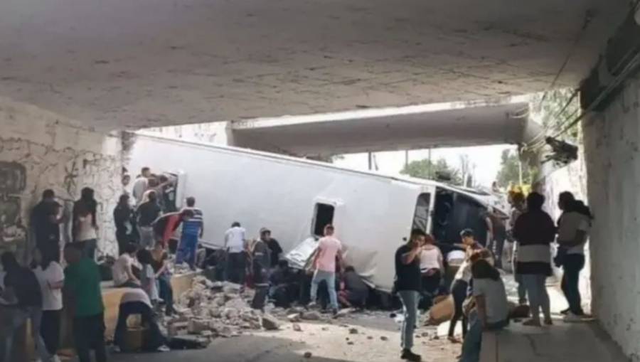 Difunden la lista de lesionados luego de la tragedia en la Autopista México-Pirámides