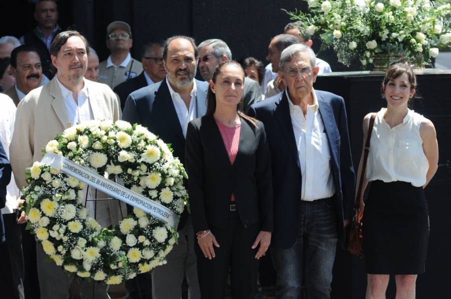 Sheinbaum y Cárdenas rinden homenaje en el aniversario de la expropiación petrolera