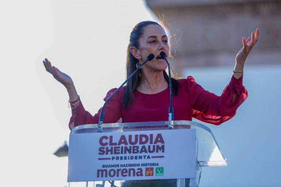 Asegura Sheinbaum que hay complot extranjero para arreglar elecciones