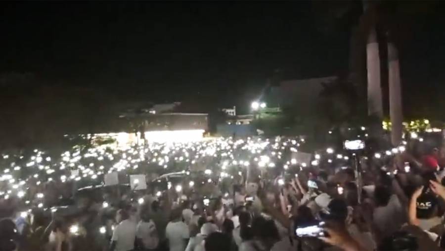 Manifestantes en Campeche exigen destitución de la gobernadora Sansores y su secretaria de seguridad