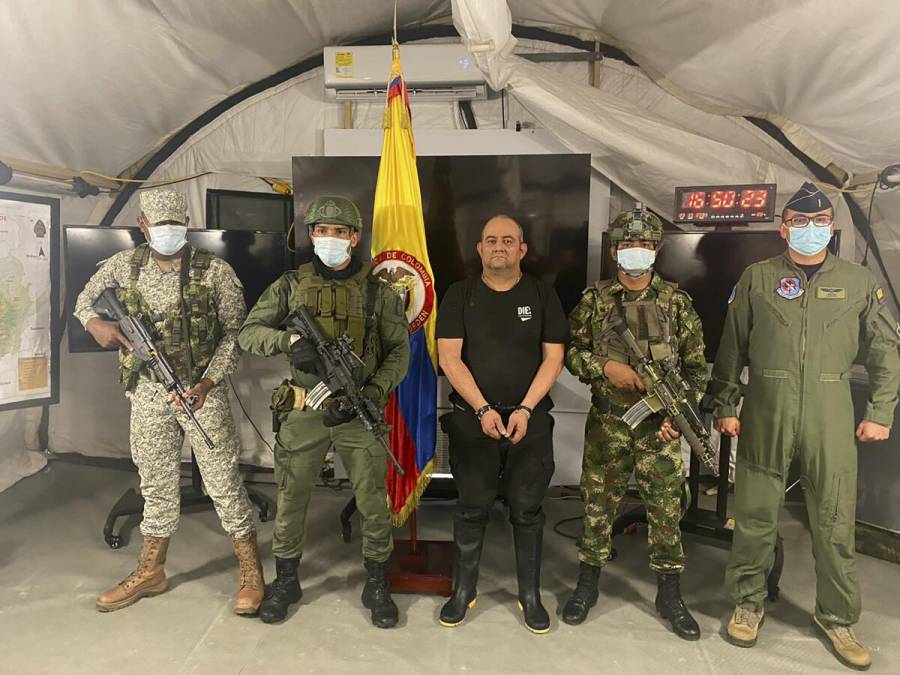 El principal cartel del narco en Colombia abre la puerta al diálogo con el gobierno