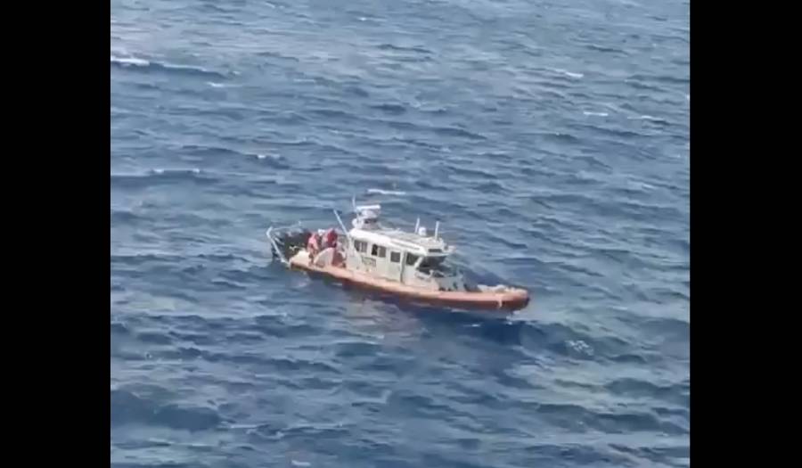 Rescatan a turistas arrastrados por la marea en Tulum