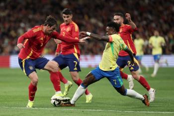 Brasil y Espa&ntilde;a empatan en un simb&oacute;lico partido contra el racismo