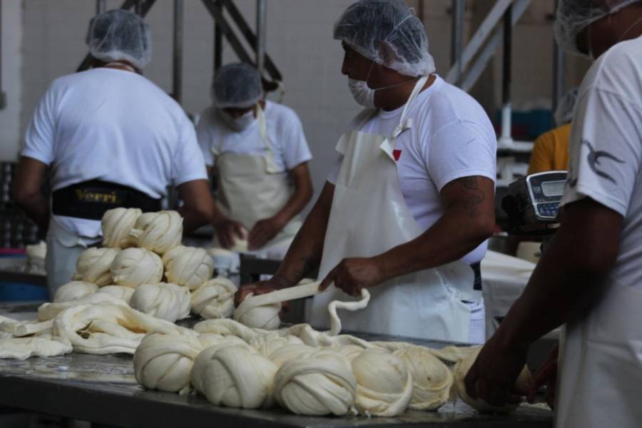 Cuenca lechera de Aculco-Polotitlán-Jilotepec produce 40 toneladas de queso semanalmente: Secretaría del Campo