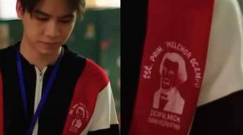 Chamarra de escuela en Michoac&aacute;n, se hace viral por aparecer en una serie tailandesa