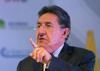 N&eacute;stor Humberto Mart&iacute;nez asegura que “se acab&oacute; la leyenda del entrampamiento”