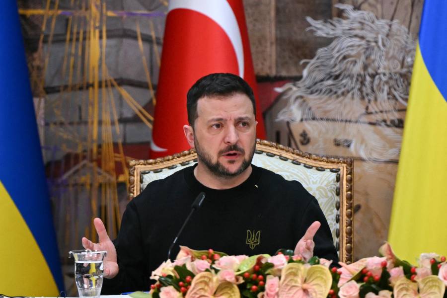 Zelenski alerta que sin ayuda de EEUU fuerzas ucranianas tendr&aacute;n que retroceder