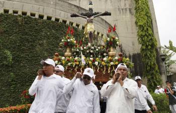 As&iacute; se vive el Viernes Santo en todo el mundo