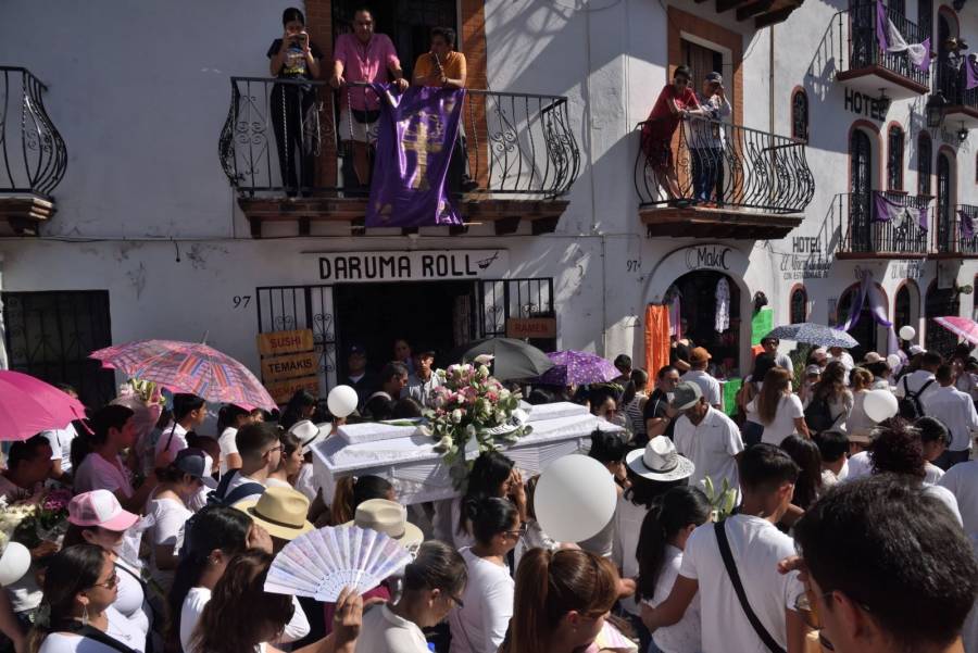 Detenidos hijos de mujer linchada en Taxco por el asesinato de Camila