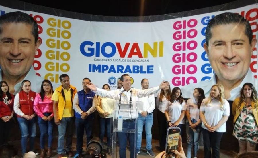 Giovani Gutiérrez por Coyoacán: 