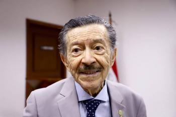 Muere Mart&iacute;n Almada, descubridor de los 'Archivos del Terror' de la dictadura en Paraguay