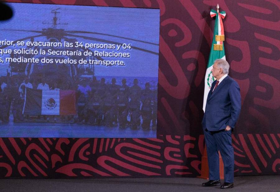AMLO celebra rescate de 34 mexicanos en Haiti