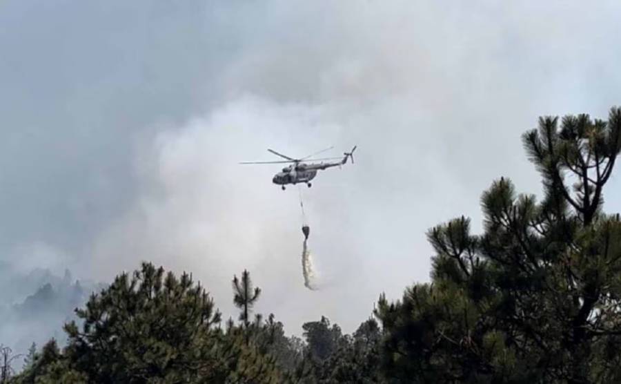 Gobierno del Estado de México intensifica combate contra incendios forestales con drones y helicópteros