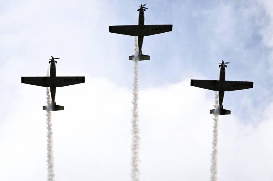 Gobierno colombiano insiste en renombrar la Fuerza Aérea como 