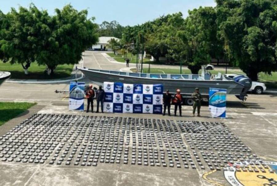 Incautan una tonelada de coca&iacute;na en Urab&aacute;; pertenec&iacute;a al Clan del Golfo