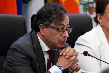 Gustavo Petro destaca la importancia de proteger los derechos pol&iacute;ticos durante la investidura de Gloria Mar&iacute;a G&oacute;mez