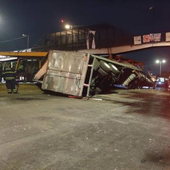 Accidente en la interestaci&oacute;n Arag&oacute;n-Ocean&iacute;a de la l&iacute;nea 5 del Metro provoca caos vial