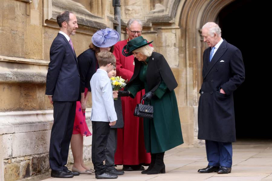 La familia real británica abre nuevas áreas del Palacio de Buckingham a los visitantes
