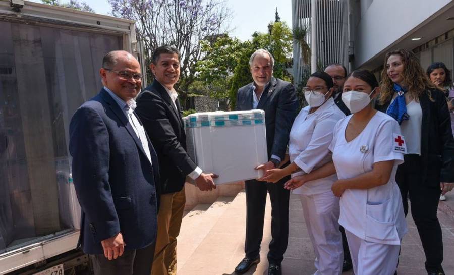 Cruz Roja Mexicana Recibe Donación de 12 Mil Vacunas Pfizer para Comunidades Vulnerables en el Estado de México