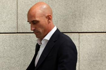 Rubiales asegura que no coaccion&oacute; a Jenni Hermoso