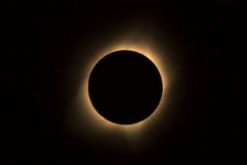 Qué tipo de lentes se deben usar para ver el eclipse de sol