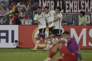 Colo Colo se queda con un ag&oacute;nico triunfo en el &uacute;ltimo segundo en la Libertadores