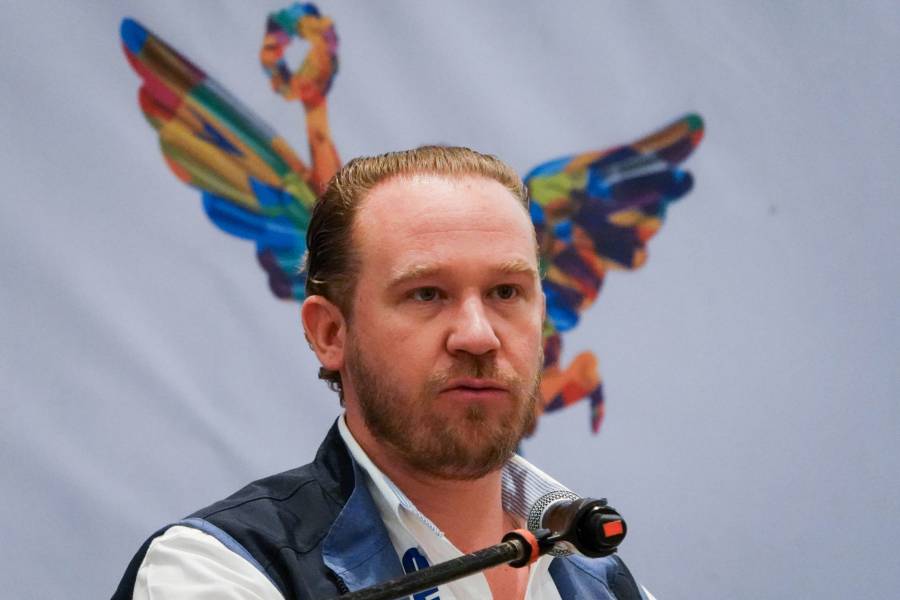 INE impone medidas cautelares a AMLO por presunta intervención en elección de CDMX, afirma candidato Santiago Taboada
