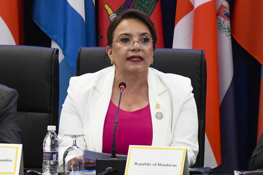 Honduras convoca a troika de CELAC tras asalto a embajada mexicana en Ecuador