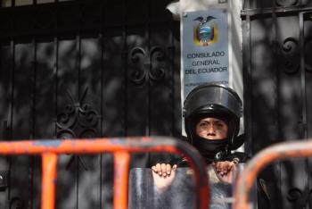 Estados Unidos conden&oacute; la irrupci&oacute;n a la embajada de M&eacute;xico en Ecuador