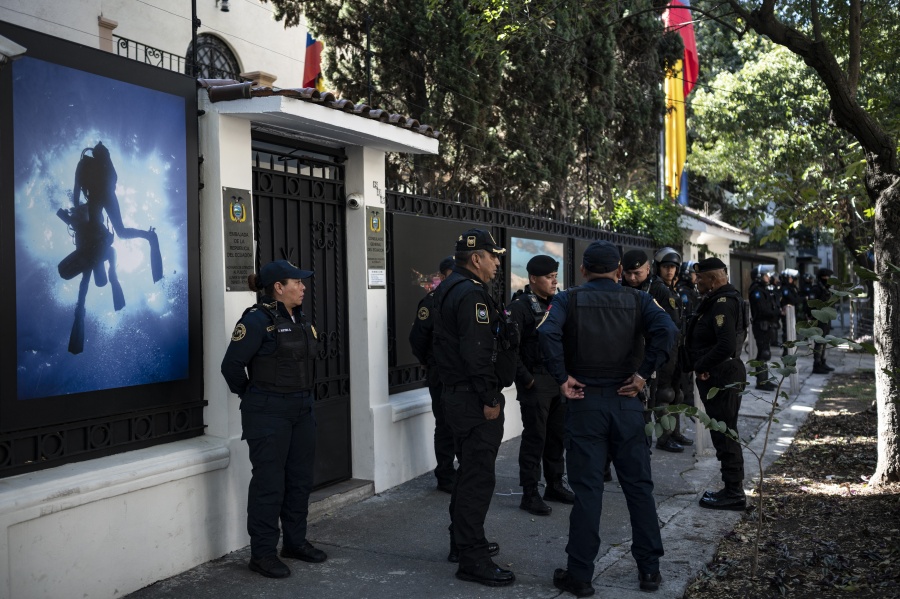 Todo sobre la suspensión de relaciones con Ecuador tras polémica redada en embajada mexicana
