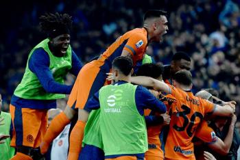 Inter de Mil&aacute;n remonta ante Udinese y se acerca al Scudetto