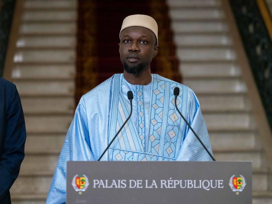 El nuevo presidente de Senegal ordena a su gobierno preparar un 