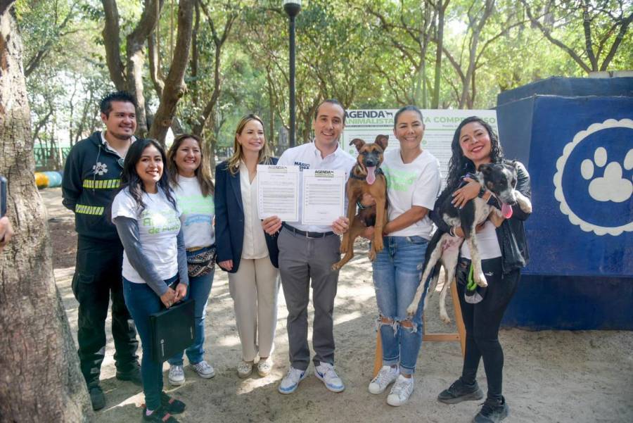 Mario Riestra ofrece construir primer hospital veterinario en Puebla