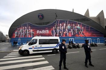 Francia reforzar&aacute; la seguridad del PSG-Barcelona tras amenaza del Estado Isl&aacute;mico