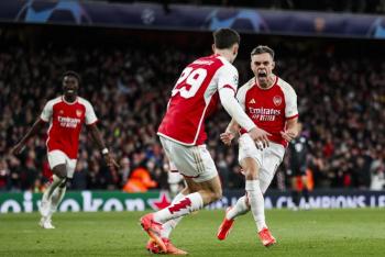Trossard acude al rescate del Arsenal para empatar ante el Bayern